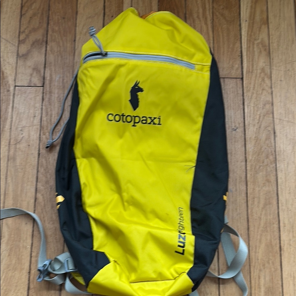 Cotopaxi Luzon Del Día Yellow Backpack
